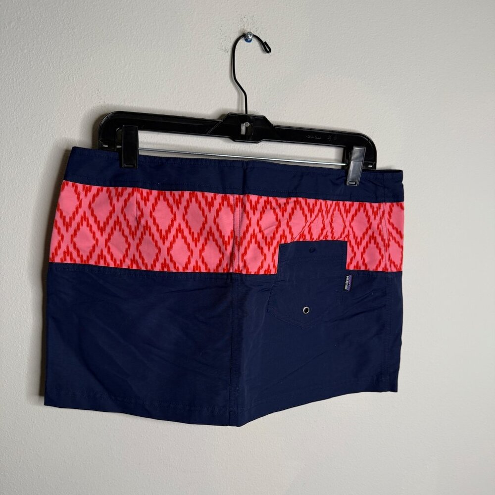 Patagonia Womens Blue Red Tribal Design Board Mini Skirtie Size 10 885657 - Picture 3 of 5